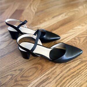 𝐋𝐢𝐟𝐞 𝐒𝐭𝐫𝐢𝐝𝐞 𝐬𝐢𝐦𝐩𝐥𝐲 𝐜𝐨𝐦𝐟𝐨𝐫𝐭 𝐰𝐨𝐦𝐞𝐧’𝐬 𝟗 𝟏/𝟐 𝐛𝐥𝐚𝐜𝐤 𝐛𝐥𝐨𝐜𝐤𝐞𝐝 
𝟐-𝟏/𝟐” 𝐡𝐞𝐞𝐥

t